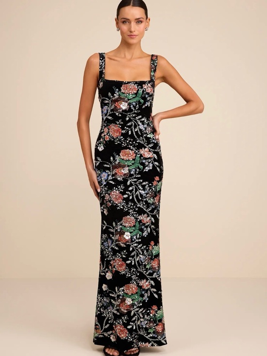 Lulus Dresses & Skirts - NWT Lulu's Black Floral Velvet Column Gown